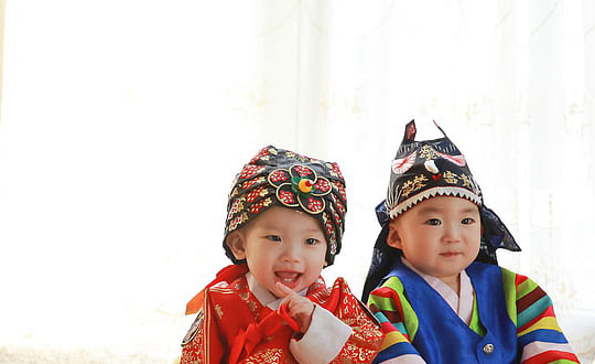 小孩起名大全女孩 女孩名字有寓意:內(nèi)涵活潑