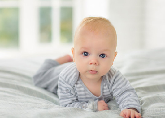 詩(shī)經(jīng)取名:《詩(shī)經(jīng)》里走出來(lái)的清雅男孩名