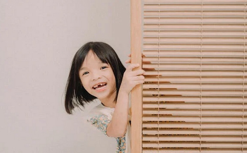 侯姓清純淡雅女孩名字,人群中一眼萬年的好聽之選